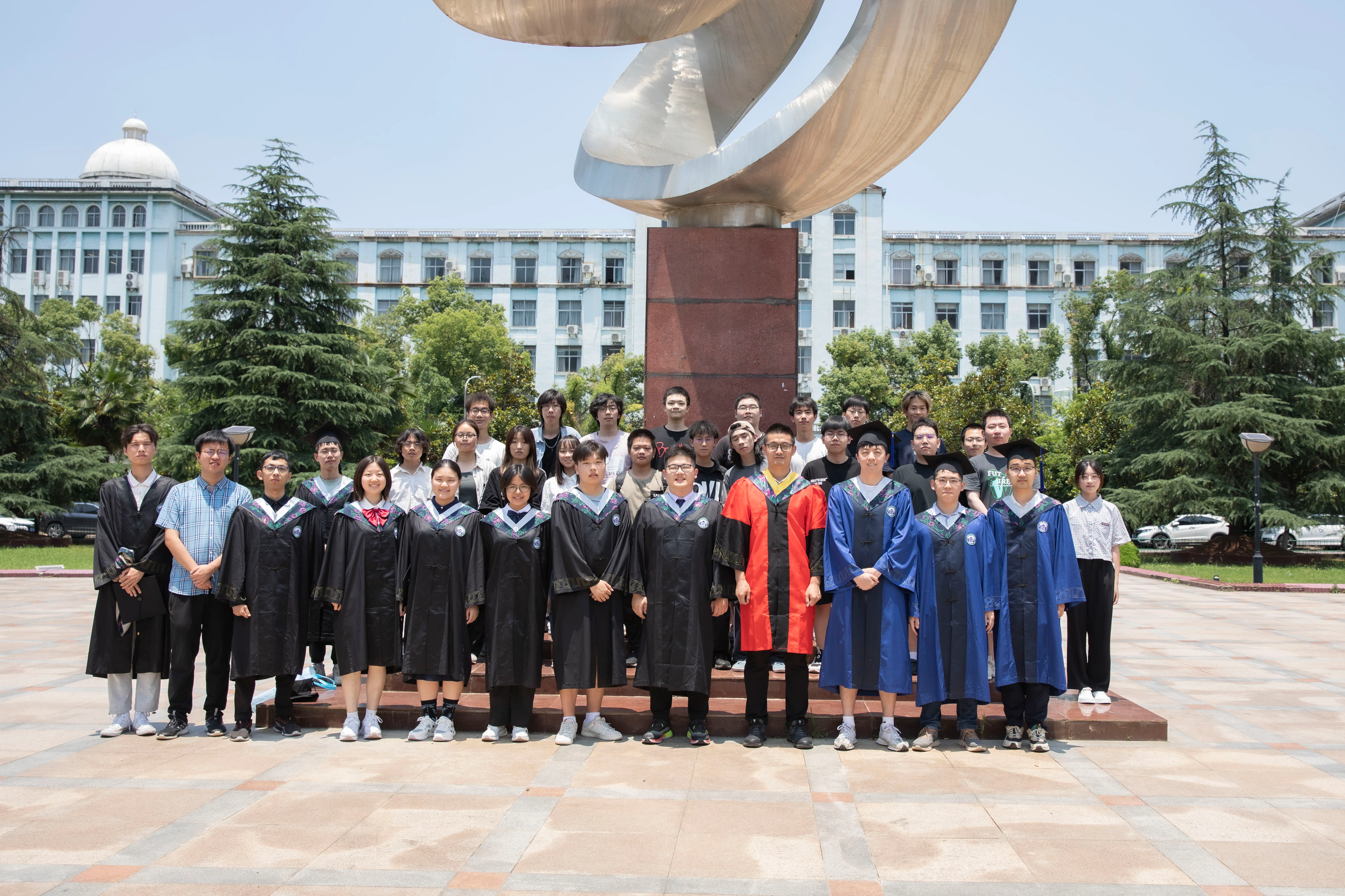 Graduation group photo with Jiangtao Li's first cohort of graduate students, June 2024